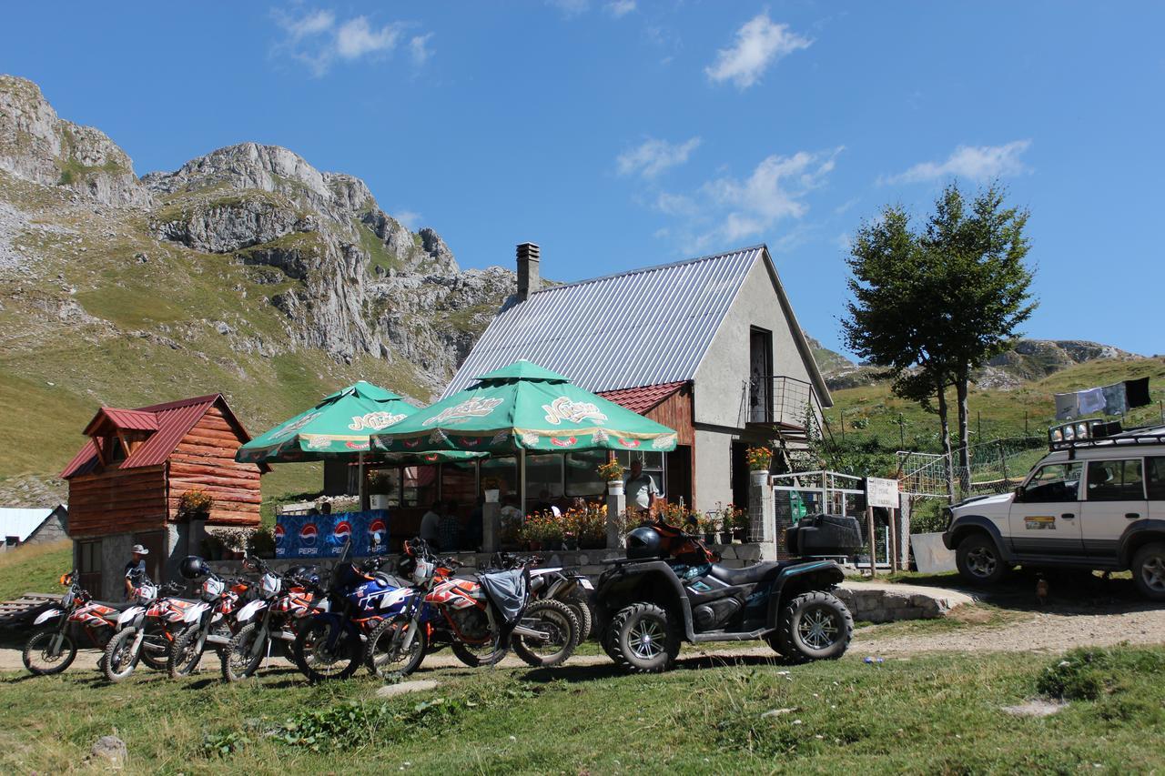 Hostel Rural Household Minic - Kapetanovo Jezero Kolašin Exterior foto